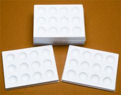 Spot Plates, Polystyrene with 12 Depressions, Pack of 12