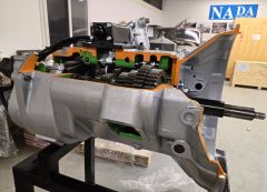 Heavy-Duty Gearbox, 13 Speed, Fuller